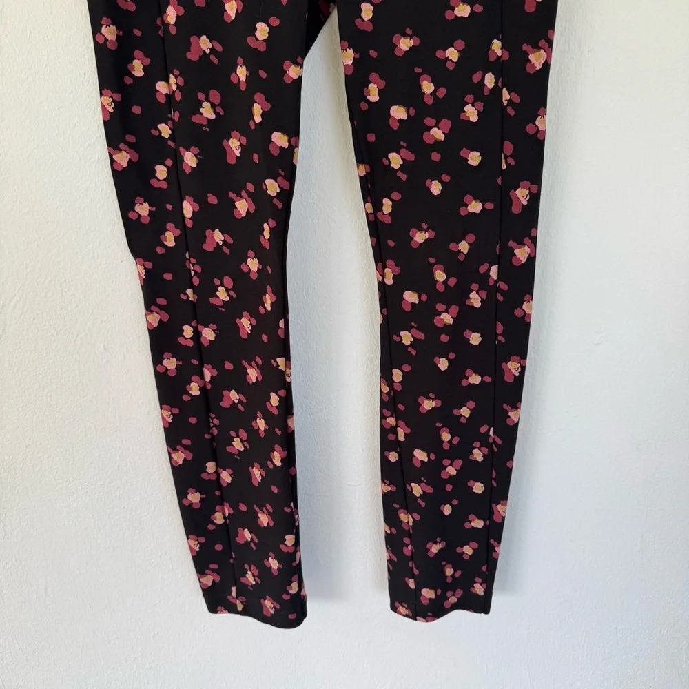 CAbi black pink high rise abstract floral stretch pocket leggings size medium